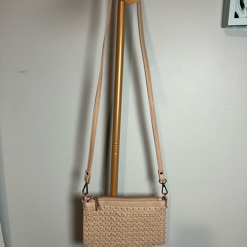 Charming Charlie Chic Cream Crossbody Bag with Woven Texture